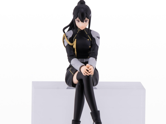 Kaiju No. 8 Mina Ashiro Premium Perching Figure