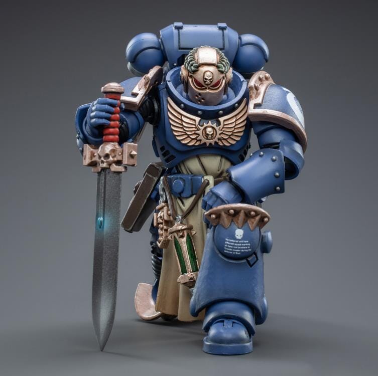 Warhammer 40K Ultramarines Primaris Company Champion 1/18 Scale Figure