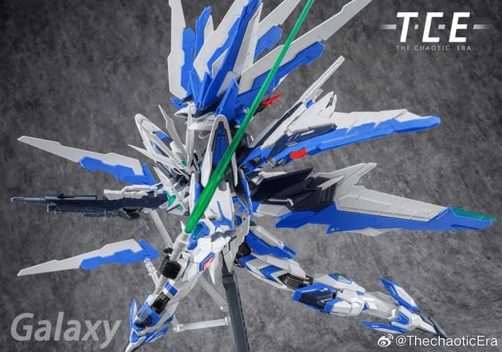 The Chaotic Era 1/100 Galaxy Mecha Model Kit