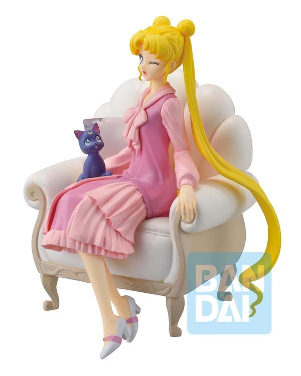 Sailor Moon Cosmos Ichibansho Usagi & Luna (Antique Style) Figure