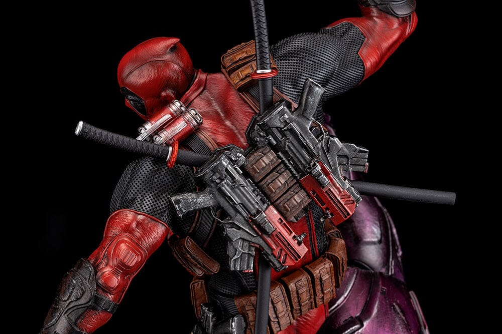 Marvel Fine Art Signature Series Deadpool Limited Edition Statue