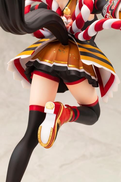 Uma Musume Pretty Derby Kitasan Black (Outrunning the Encroaching Heat) 1/7 Scale Figure