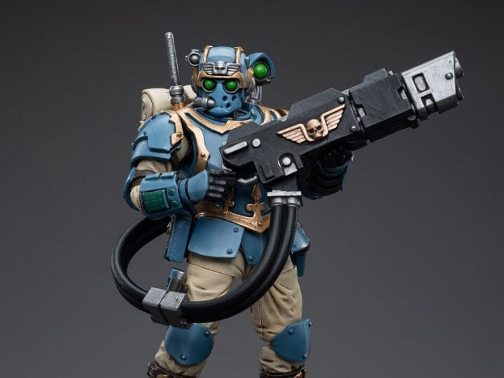 Warhammer 40k Astra Militarum Tempestus 55th Kappic Eagles Hot-Shot Volley Gunner 1/18 Scale Figure