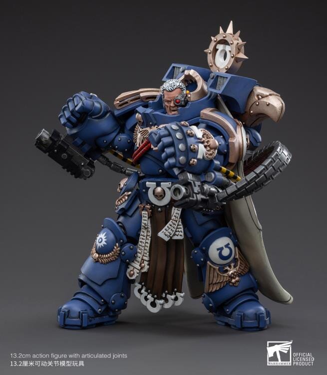 Warhammer 40K Ultramarines Chapter Master Marneus Calgar 1/18 Scale Figure