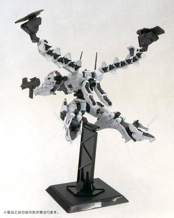 Armored Core Variable Infinity Lineark White Glint & V.O.B. 1/72 Scale Model Kit Set