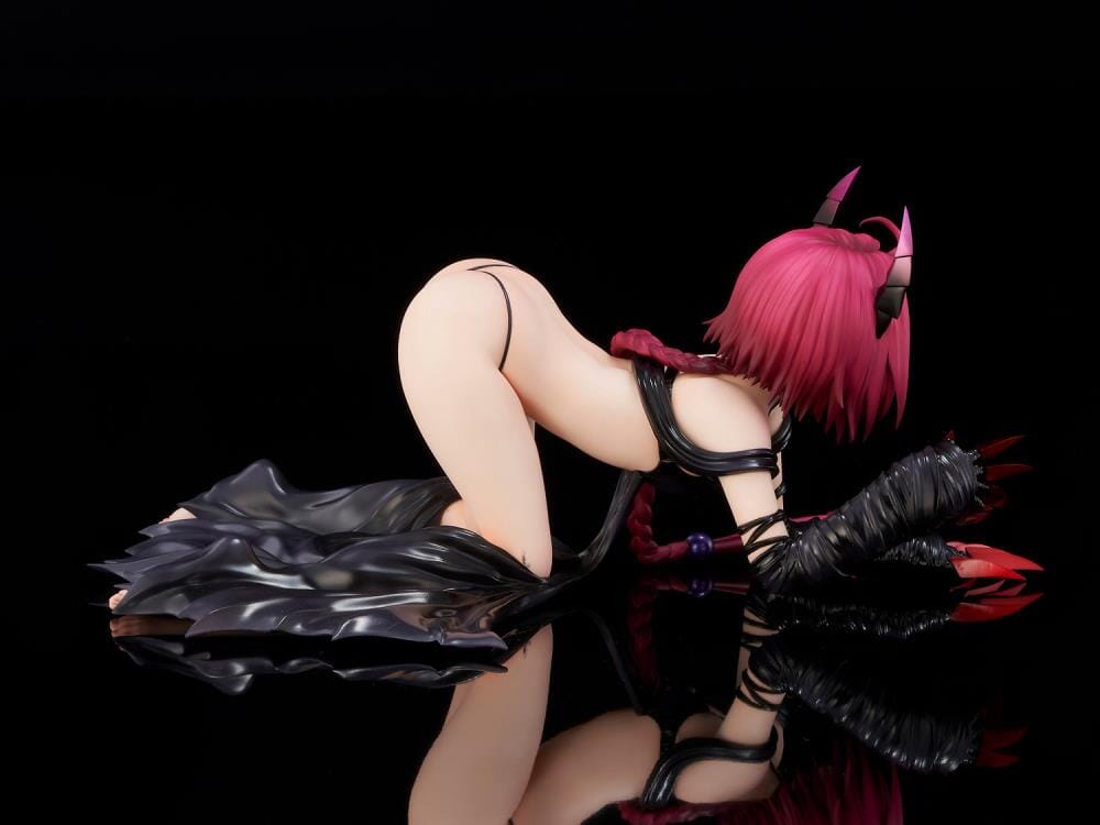 To Love-Ru Darkness Mea Kurosaki (Darkness Ver.) 1/6 Scale Figure