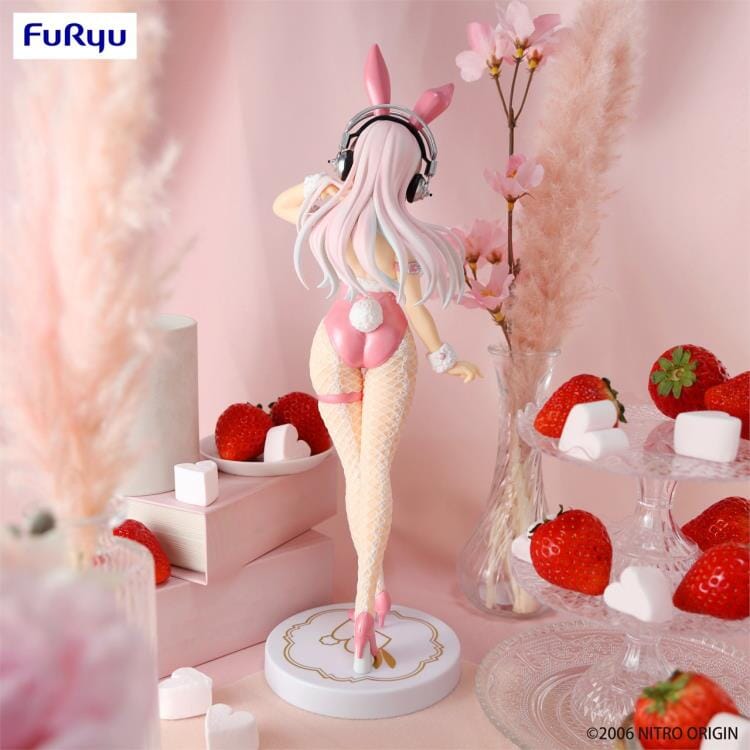 Nitroplus BiCute Bunnies Super Sonico (Pink Rabbit Ver.) Figure