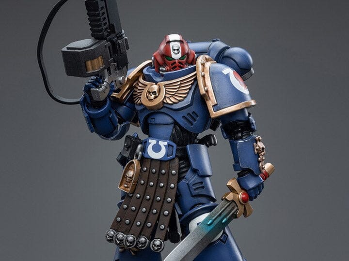 Warhammer 40k Ultramarines Intercessor Veteran Sergeant Brother Aeontas 1/18 Scale Figure