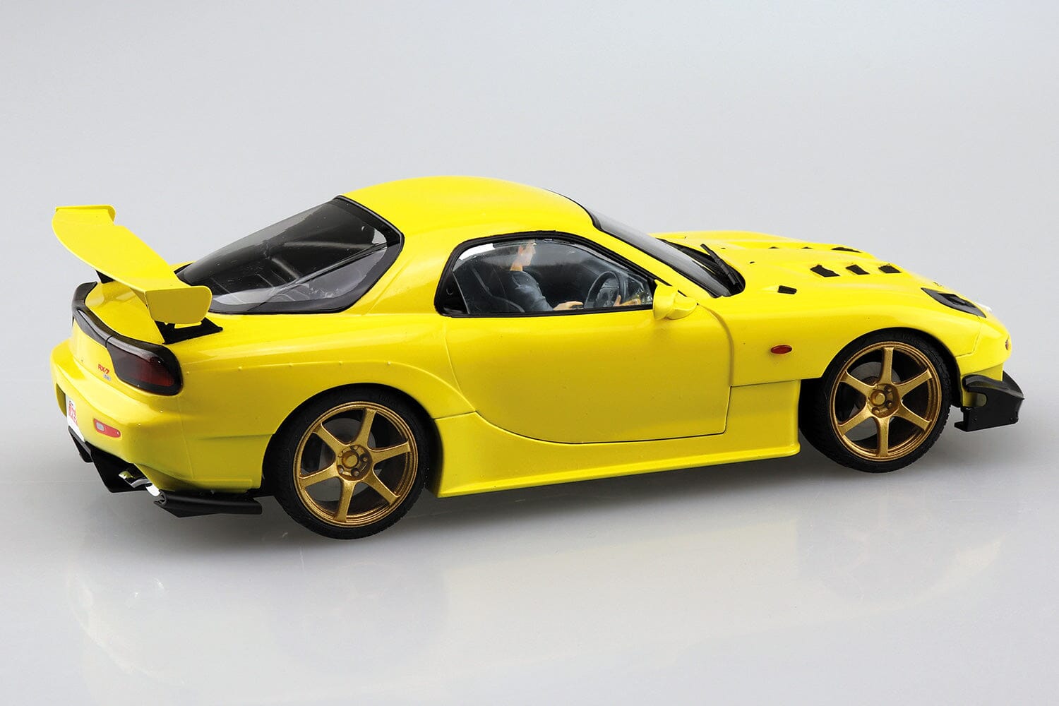 Initial D Keisuke Takahashi's FD3S RX-7 (Project D Ver.) 1/24 Scale Model Kit & Figure