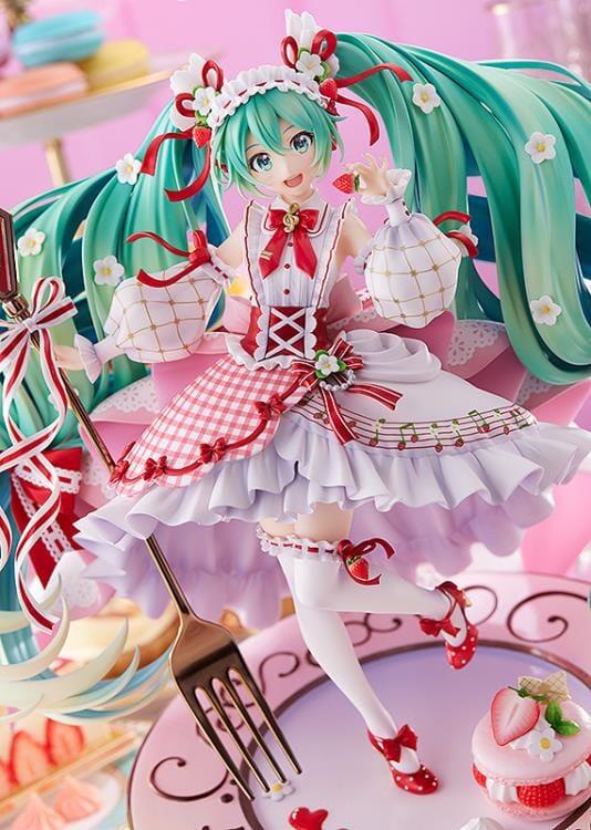 Vocaloid Hatsune Miku Strawberry Motif (15th Anniversary) 1/7 Scale Figure