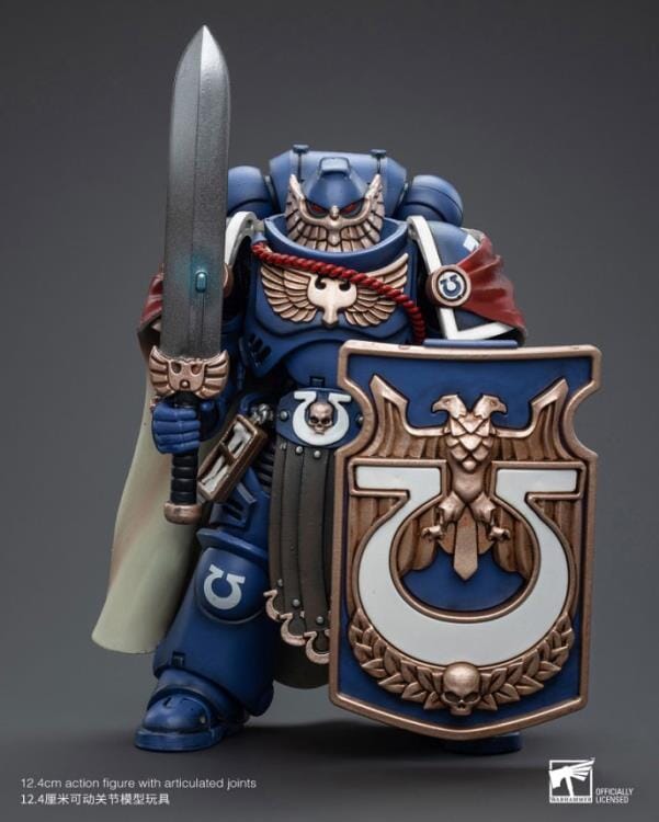 Warhammer 40K Ultramarines Victrix Guard 1/18 Scale Figure