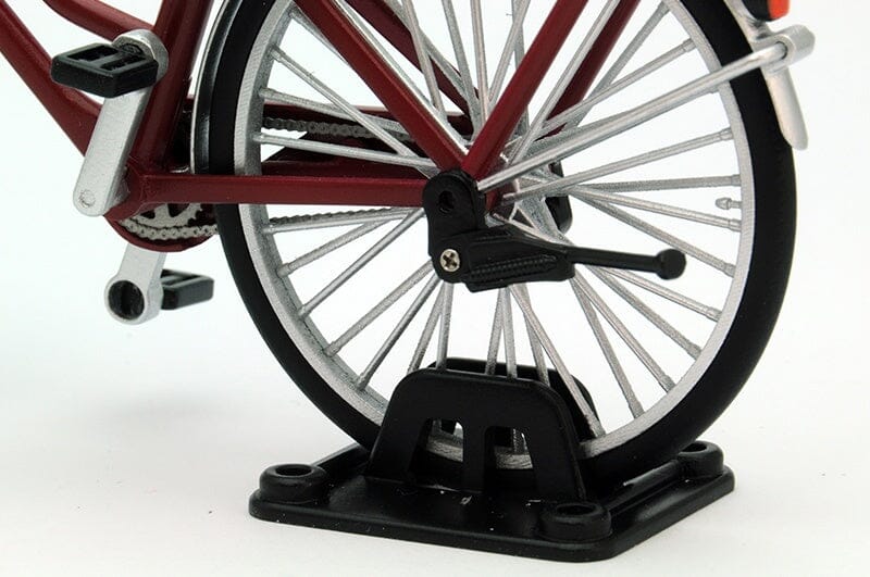 TomyTec Little Armory 1/12 LM005 Commuting Bicycle Defense School Maroon