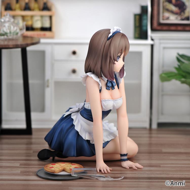 Gray Duckling Maid 1/6 Scale Figure