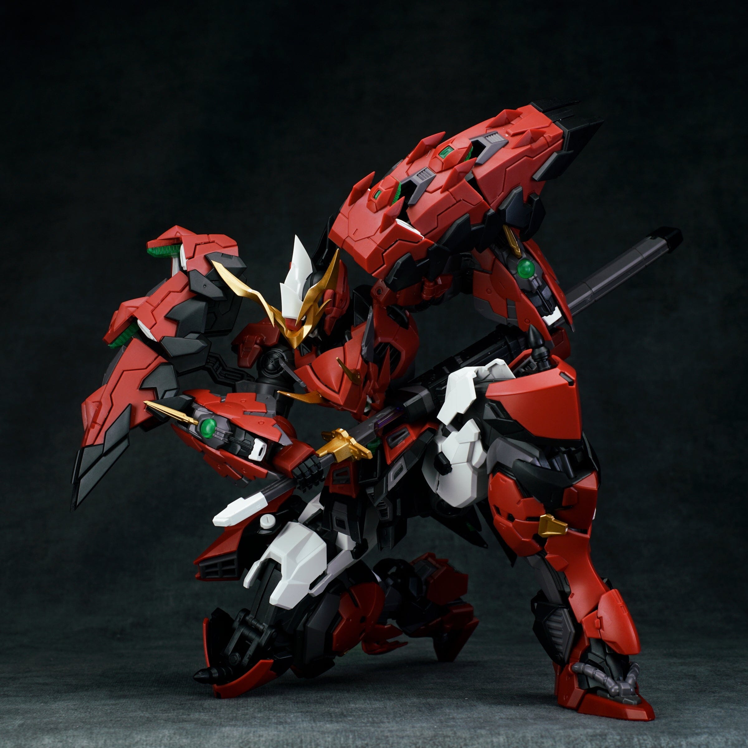 Red Ogre Qingsheng Model Kit