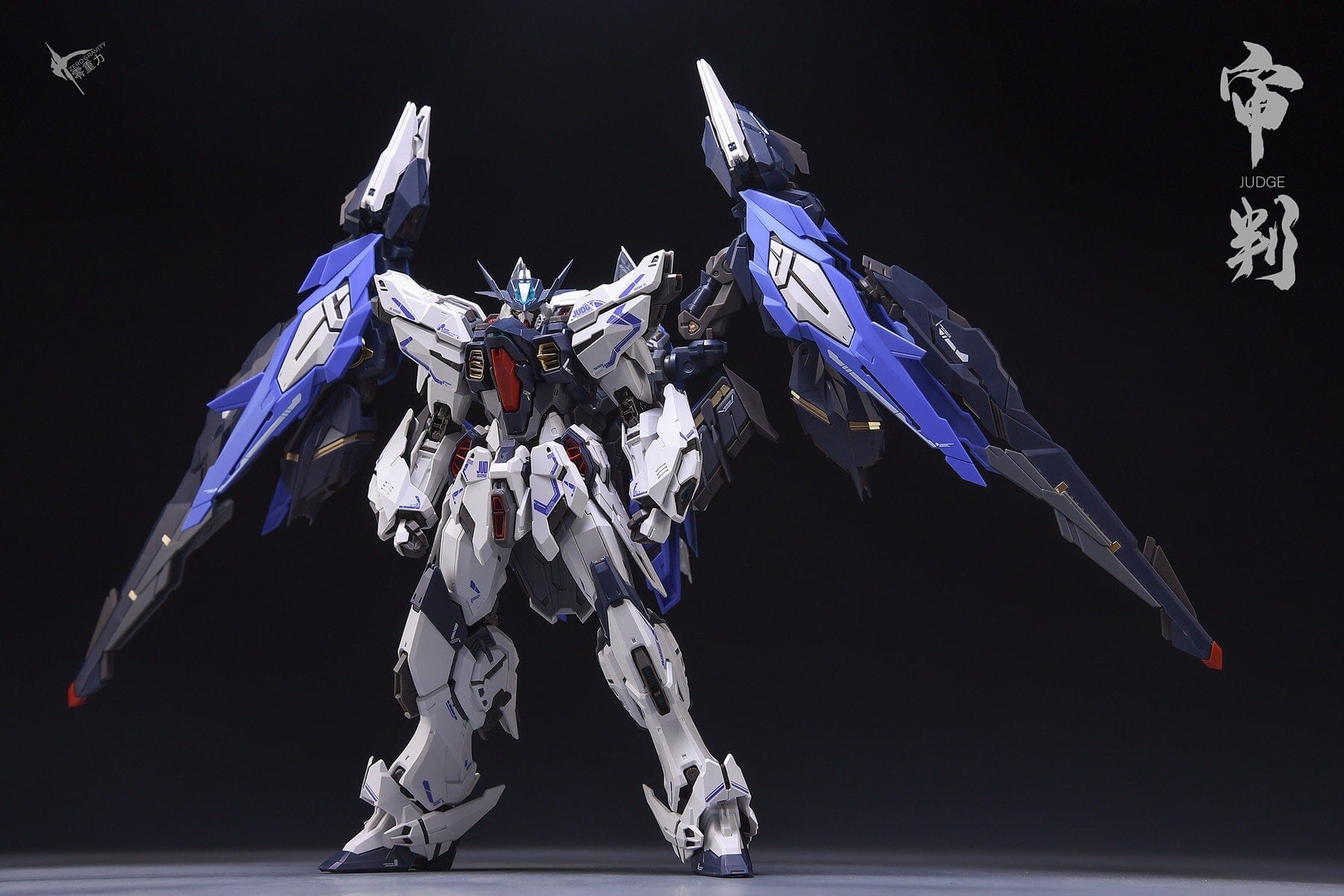 Zero Gravity 1/100 Judge Moonlight Ver. Model Kit