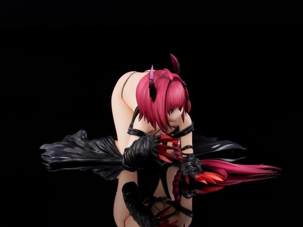 To Love-Ru Darkness Mea Kurosaki (Darkness Ver.) 1/6 Scale Figure