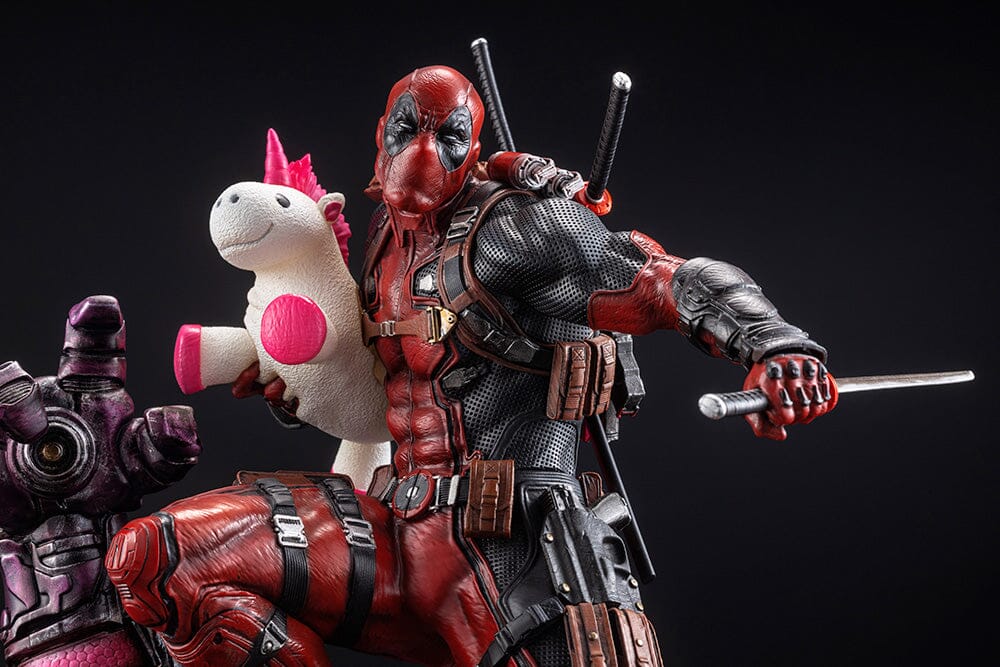 Marvel Fine Art Signature Series Deadpool Limited Edition Statue