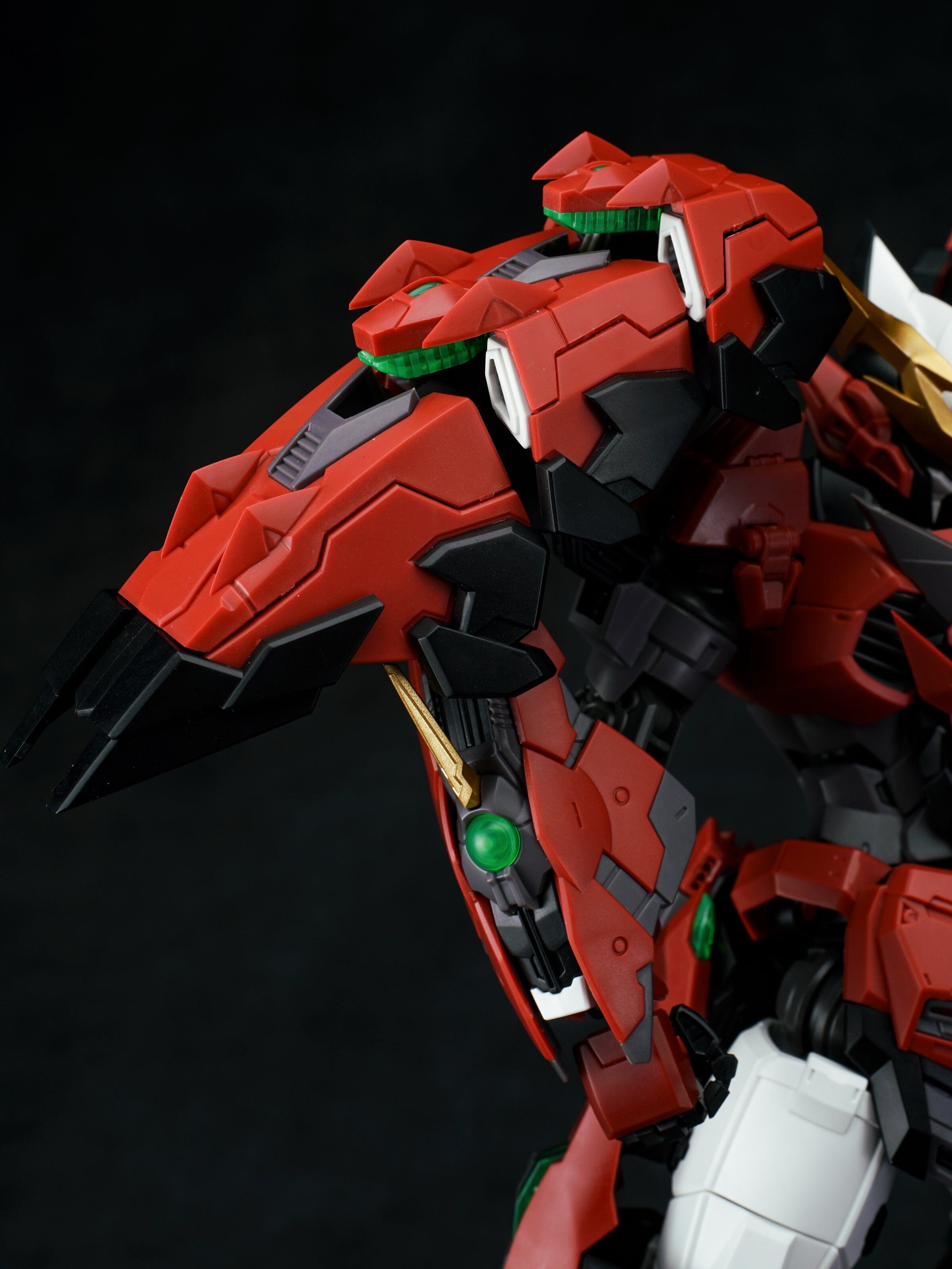 Red Ogre Qingsheng Model Kit