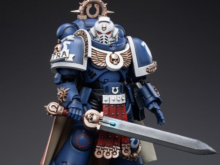 Warhammer 40K Ultramarines Primaris Captain 1/18 Scale Figure