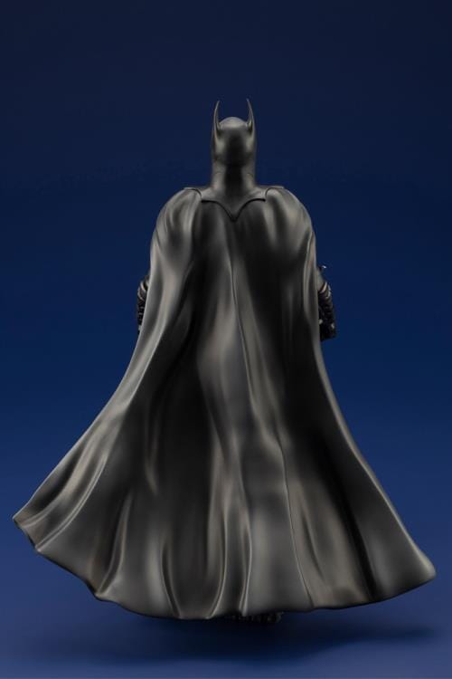 The Flash (2023) ArtFX Batman Statue