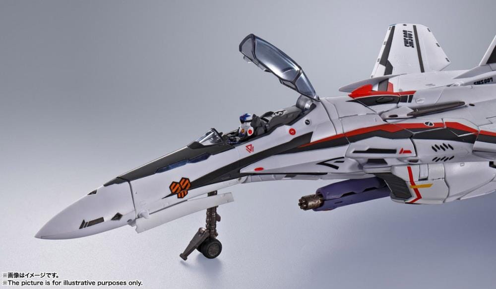 Macross Frontier DX Chogokin VF-25F Messiah Valkyrie (Alto Saotome Machine) Revival Ver.