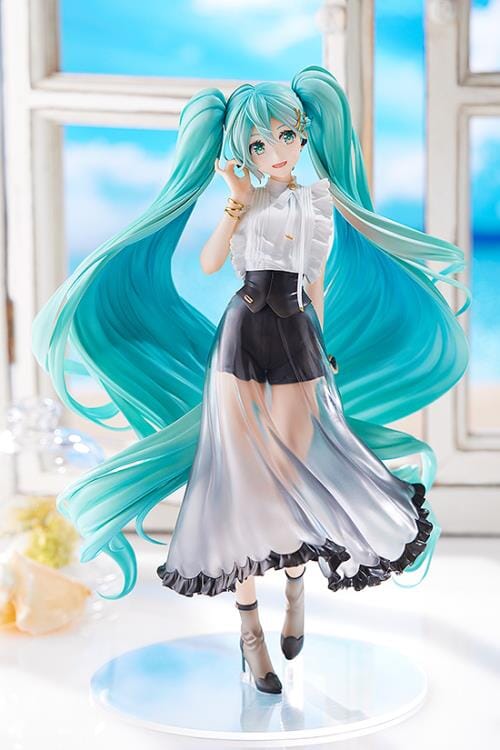 Vocaloid Character Vocal Series 01 Hatsune Miku (NT Style Casual Wear Ver.) 1/6 Scale Figure