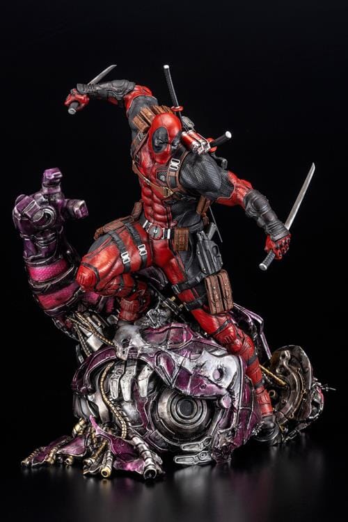 Marvel Fine Art Signature Series Deadpool Limited Edition Statue