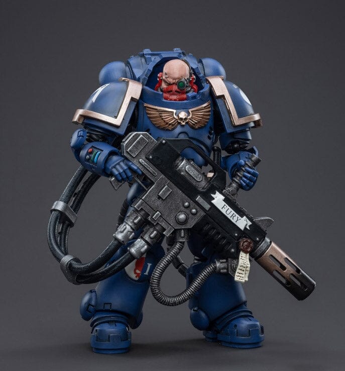 Warhammer 40K Ultramarines Primaris Eradicator 1 1/18 Scale Figure