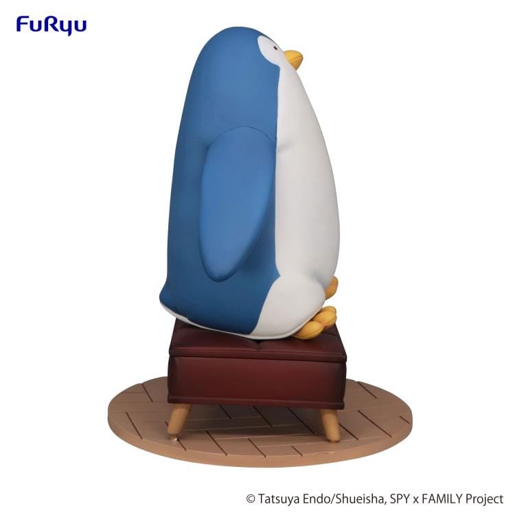 Spy x Family Anya Forger with Penguin Exceed Creative Figure