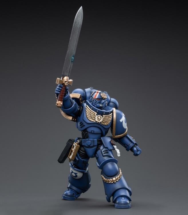 Warhammer 40K Ultramarines Primaris Lieutenant Argaranthe 1/18 Scale Figure (Reissue)