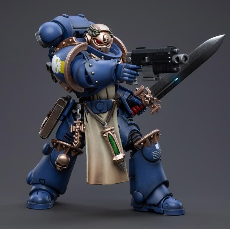 Warhammer 40K Ultramarines Primaris Company Champion 1/18 Scale Figure