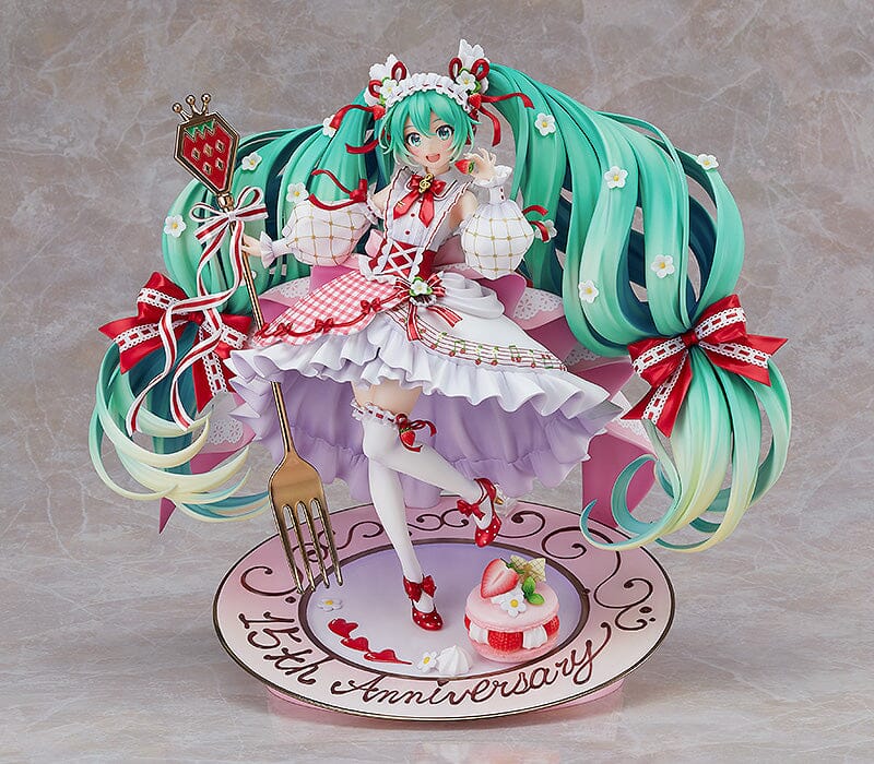 Vocaloid Hatsune Miku Strawberry Motif (15th Anniversary) 1/7 Scale Figure