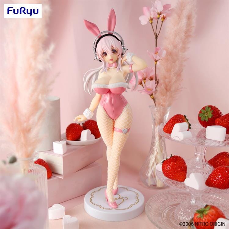 Nitroplus BiCute Bunnies Super Sonico (Pink Rabbit Ver.) Figure