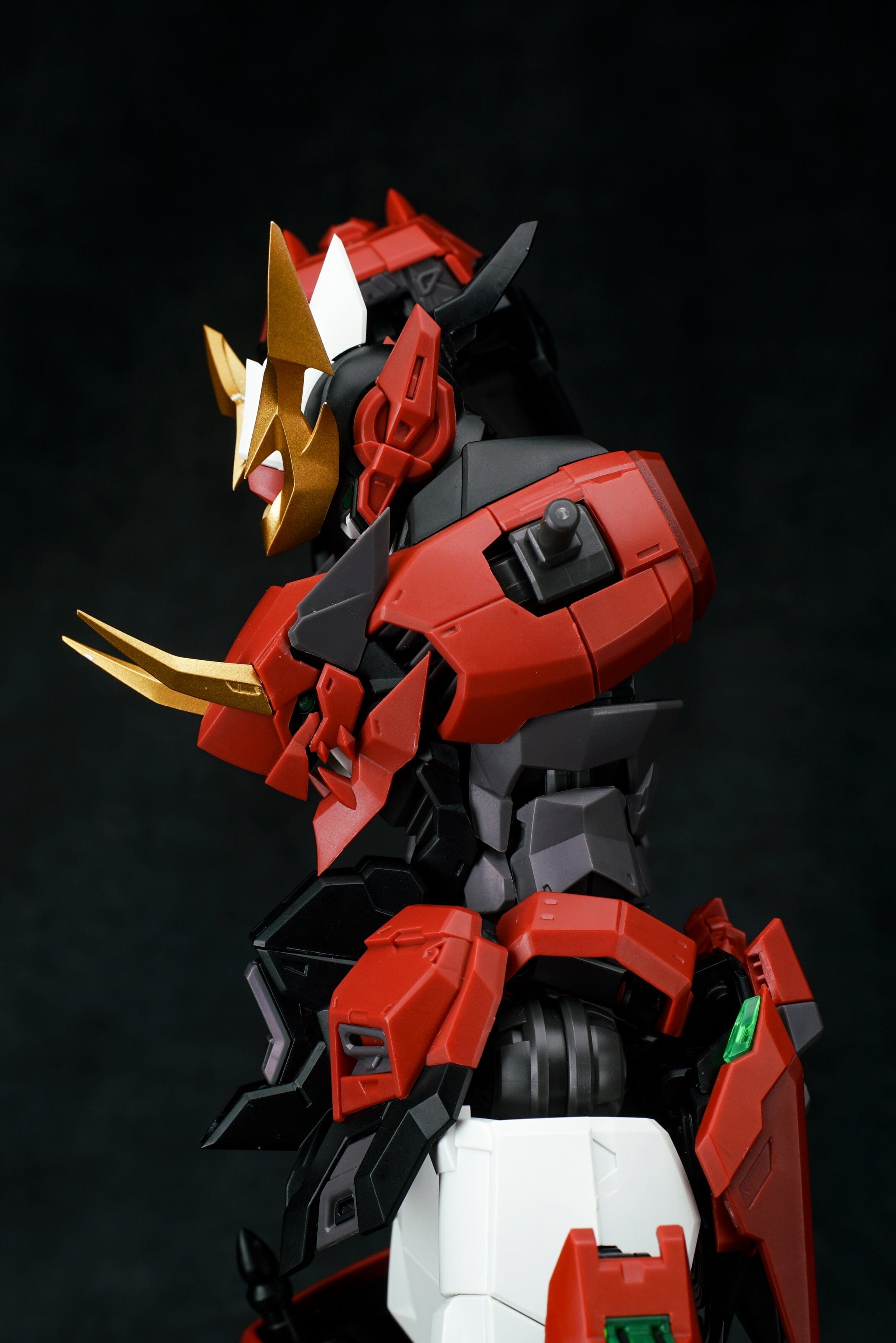 Red Ogre Qingsheng Model Kit