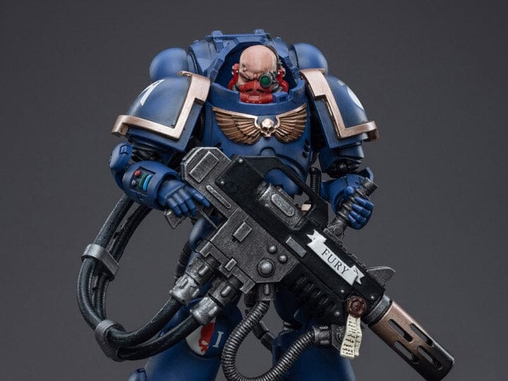 Warhammer 40K Ultramarines Primaris Eradicator 1 1/18 Scale Figure