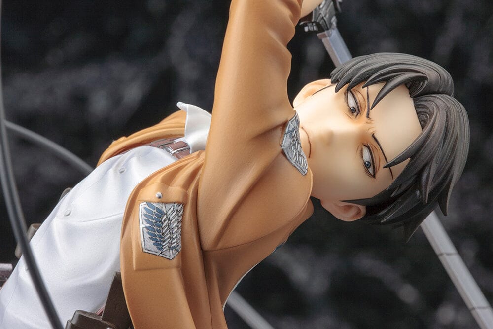 Attack on Titan ArtFX J Levi (Renewal Package Ver.) 1/8 Scale Figure (Reissue)