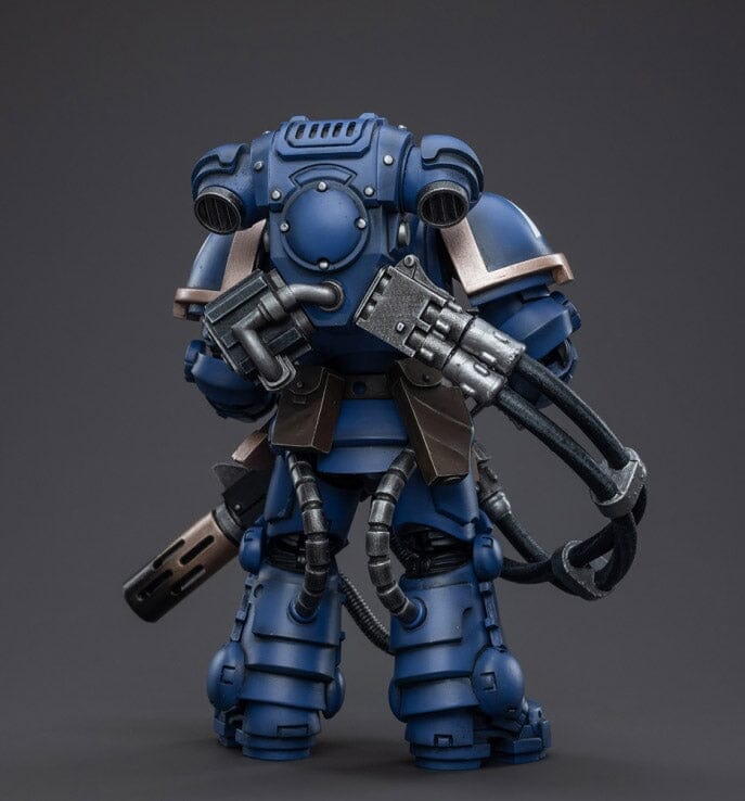 Warhammer 40K Ultramarines Primaris Eradicator 3 1/18 Scale Figure