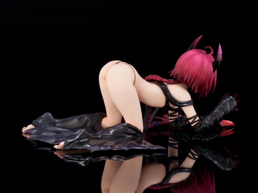 To Love-Ru Darkness Mea Kurosaki (Darkness Ver.) 1/6 Scale Figure