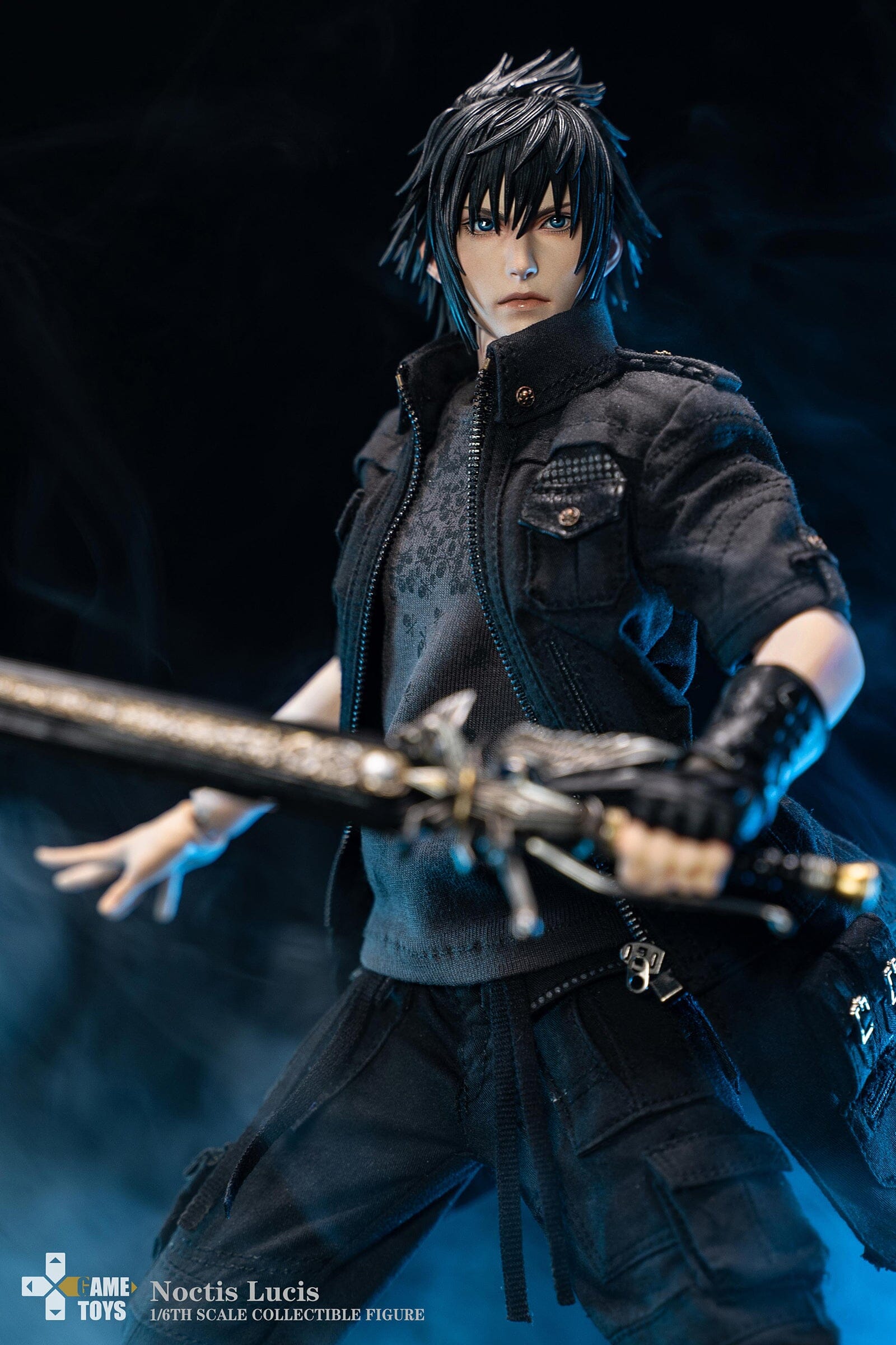 Final Fantasy XV Noctis Lucis Caelum 1/6 Scale Figure