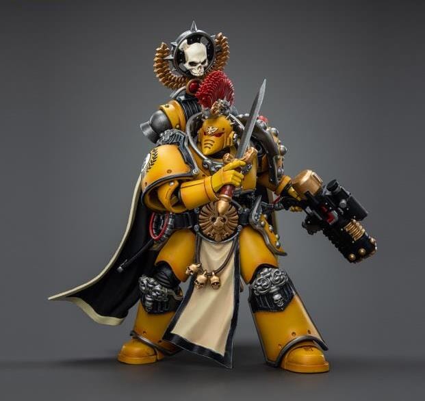 Warhammer 40k Imperial Fists Legion Praetor with Power Sword 1/18 Scale Figure