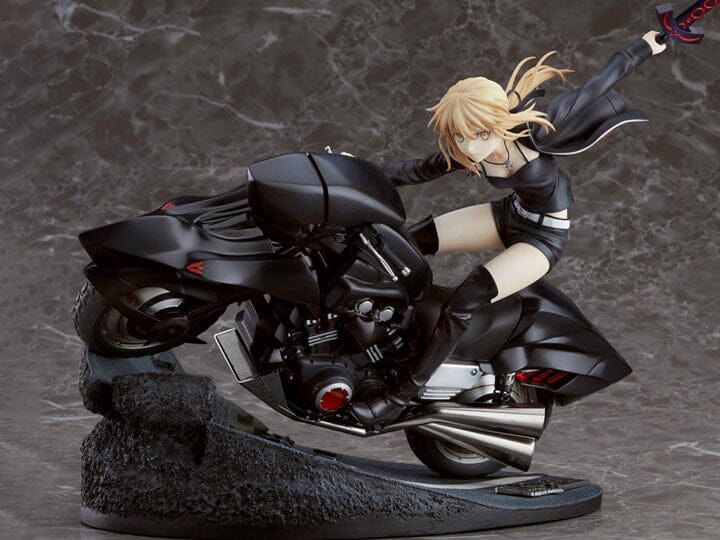 Fate/Grand Order Saber/Altria Pendragon (Alter) & Cuirassier Noir 1/8 Scale Figure (Reissue)