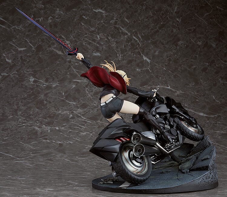 Fate/Grand Order Saber/Altria Pendragon (Alter) & Cuirassier Noir 1/8 Scale Figure (Reissue)