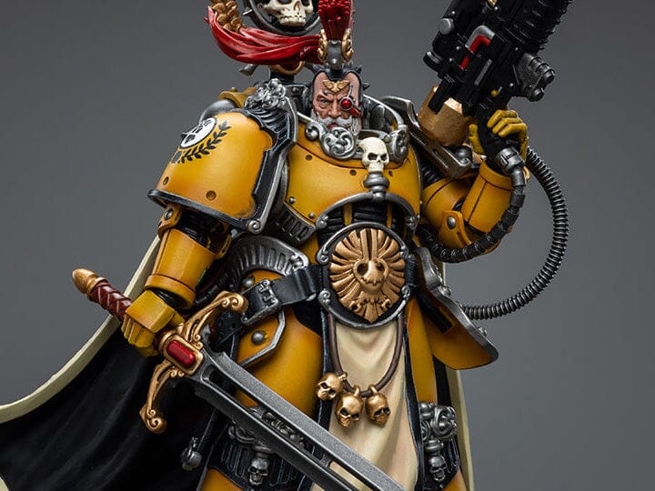 Warhammer 40k Imperial Fists Legion Praetor with Power Sword 1/18 Scale Figure