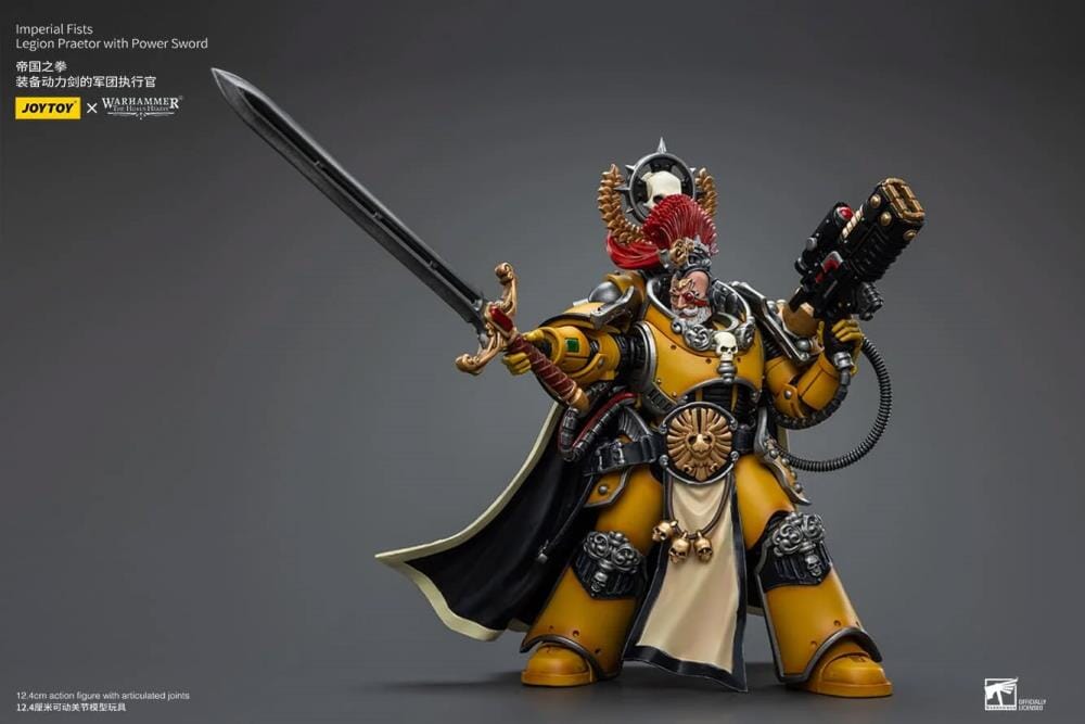 Warhammer 40k Imperial Fists Legion Praetor with Power Sword 1/18 Scale Figure