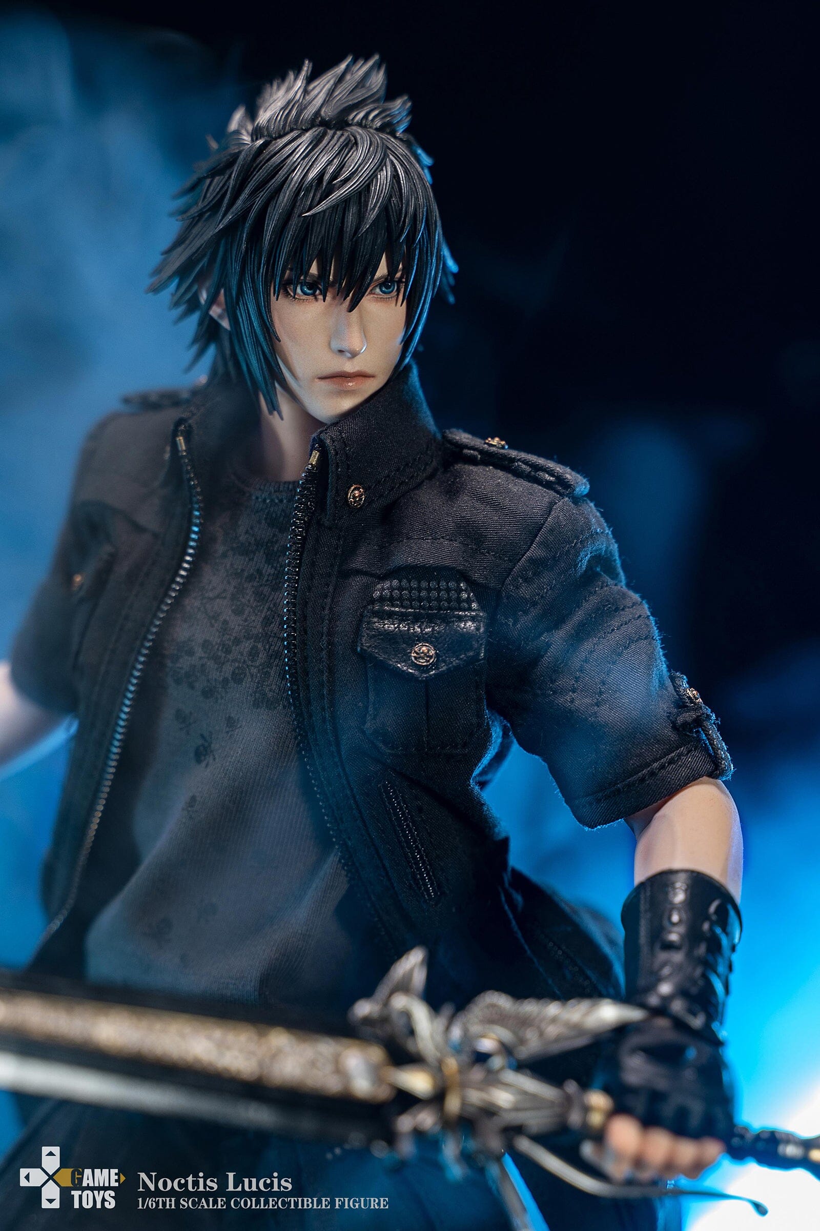 Final Fantasy XV Noctis Lucis Caelum 1/6 Scale Figure